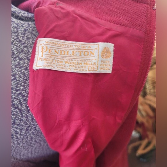 Vintage 1960s Pendleton, Mod Red Dress, Virgin Wool, sleeveless, US10 - Picture 4 of 4